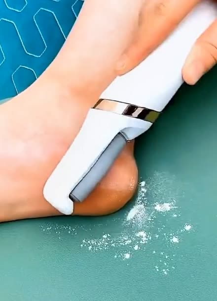 送給父母的貼心禮物 電動磨腳器，輕松告別腳部老繭困擾